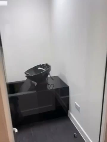 Inside a finished Phenix salon suite